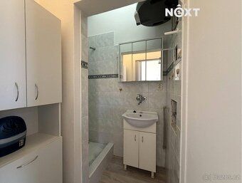 Nabízíme k prodeji zděný byt o dispozici 2+1 a celkové výměř