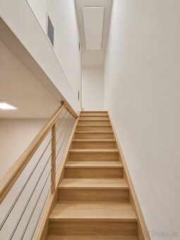 Pronájem mezonetového bytu 4+kk, 91 m², novostavba, parkován