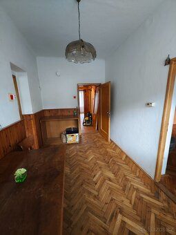 Rodinný dům 5+1 s garáží a možností vybudování podkrovního b