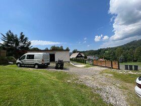 Bungalov novostavba 165m2,terasa,udržovaná zahrada… Se stave