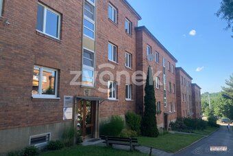 Ev.č. ZL04754 Nabízíme k pronájmu kompletně zařízený a vybav