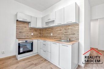 Nabízím k pronájmu světlý a útulný byt 1+1 v žádané lokalitě