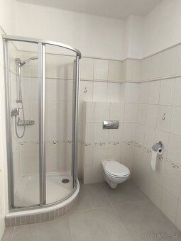 Pronájem krásného moderního bytu 2+kk, 50 m², blízko centra 