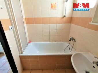 Pronájem bytu 1+1 v centru Jablonce nad Nisou, vedle Muzea s