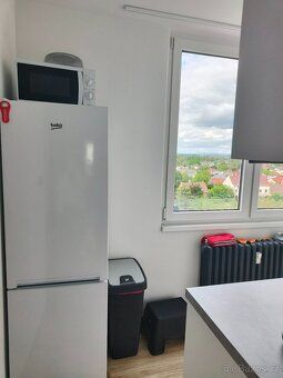 Podnájem - studentské spolubydlení - 3+kk, Hradec Králové
Hl
