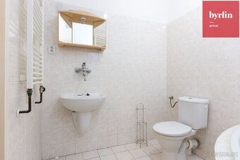 Nabízíme k pronájmu byt o dispozici 1+1 a výměře přibližně 4