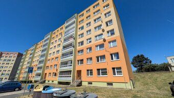 Nabízíme k pronájmu hezký byt o dispozici 3+kk s lodžií a vý