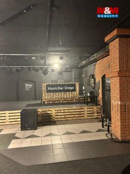 Nabízíme k pronájmu část obchodního centra v Kopřivnici. V s
