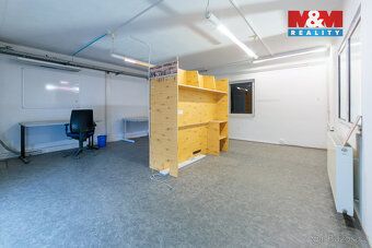 Nabízíme k prodeji ucelený komerční areál v centru města Nej