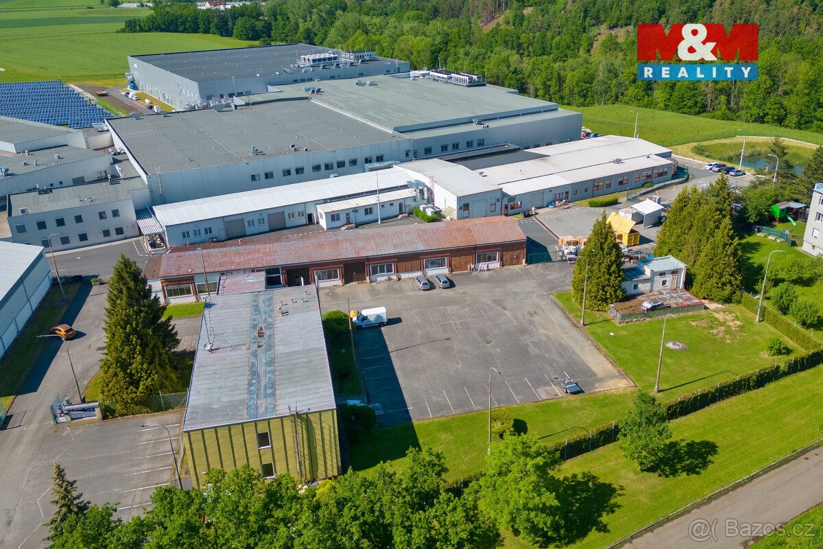 Nabízíme k pronájmu zpevněnou plochu o výměře 520 m² v uzavř