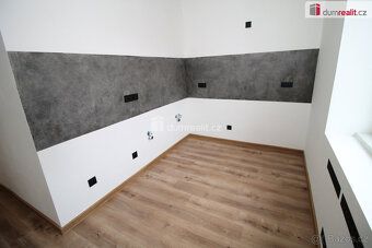 , Dumrealit.cz Vám zprostředkuje koupi krásného bytu 2+1/B/S