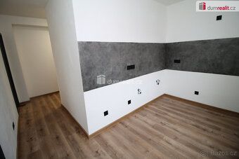 , Dumrealit.cz Vám zprostředkuje koupi krásného bytu 2+1/B/S