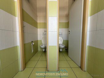 K pronájmu nabízíme parkovací/skladovací otevřené kóje se st