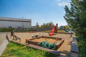 Nabízíme k prodeji byt (ateliér) o velikosti přibližně 31 m²