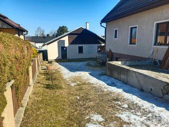 Nabízíme k prodeji přízemní rodinný dům v malebné obci Černá