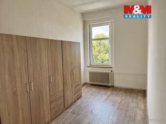 Nabízíme k pronájmu byt 2+1 v ulici Horská v Trmicích, který
