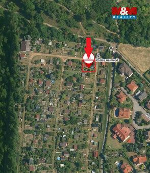 Prodej zahrady 403 m² se samostatnou chatičkou v klidné část