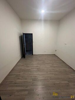 Ev.č. 00458 Pronájem ateliéru 2+kk, 52 m², Kladno – Kročehla