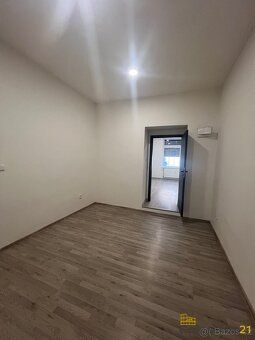 Ev.č. 00458 Pronájem ateliéru 2+kk, 52 m², Kladno – Kročehla