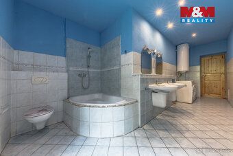 Nabízíme k prodeji prostorný rodinný dům o užitné ploše 140 
