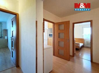Nabízíme k pronájmu světlý byt 3+kk o výměře 63 m², situovan