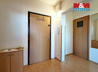 Nabízíme k pronájmu světlý byt 3+kk o výměře 63 m², situovan
