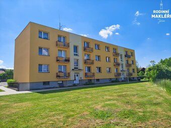 Prodej slunného bytu 3+1 v městysu Mlázovice - ideální příle