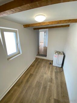 Rental of a 2+1 house with a yard, Na Zvolenci street, Breclav, house