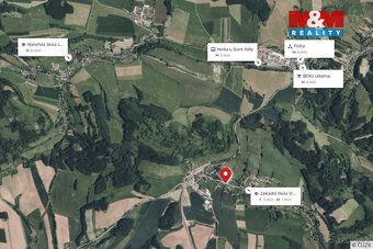 Nabízíme k prodeji pozemek o celkové výměře 928 m² v obci Vi