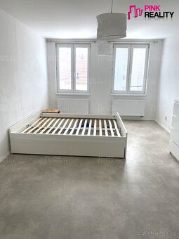 Pronájem pěkného, moderně zrekonstruovaného bytu 2+kk o celk