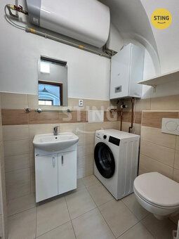 Nabízíme pěkný byt 2+kk (43 m2) v Sezemicích (ul. Tyršovo ná