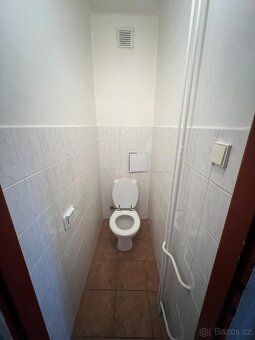 Nabízíme k pronájmu byt 2+1 v OV na tř. Budovatelů bl.96/238