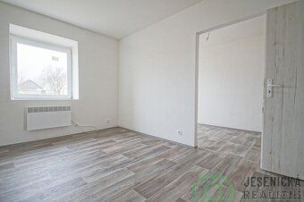 Pronájem dvou bytů v přízemí obec Vápenná, okres Jeseník
Jes