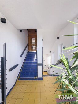 Ev.č. 00426 Komerční areál se nachází přímo u sjezdu z dálni