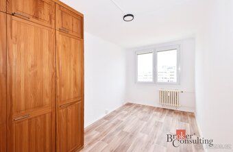 Pronájem zrekonstruovaného bytu 3+1/L, 80 m2, Horní Měcholup