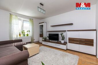 Pronájem částečně zařízeného bytu o dispozici 2+1, Pardubice
