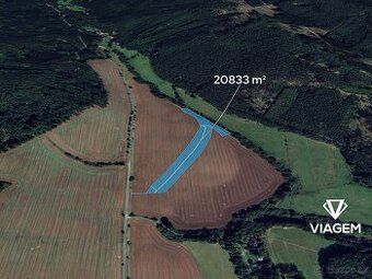 V katastrálním území Dobré Pole u Vitic, okres Kolín, nabízí