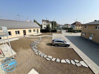 Hledáte pronájem nového bytu s vlastním parkováním v uzavřen
