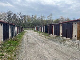 Nabízím ke koupi garáž o rozloze 18 m2 v Opavě na Bochenkové