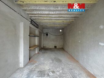 Nabízíme k pronájmu řadovou garáž v Brně-Komárově na ulici S