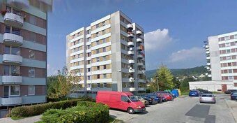 Panelový byt ve 3.patře. Pronájem čistého udržovaného bytu v