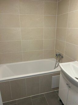 Nabízím k pronájmu byt 3+1 o velikosti 64 m², který se nachá