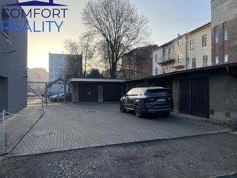 Nabízíme exkluzivně k prodeji garáž o zastavěné ploše 19m2 v