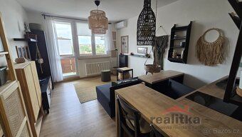 Nabízíme pronájem krásného, zařízeného bytu 1+kk, 21m2 s lod
