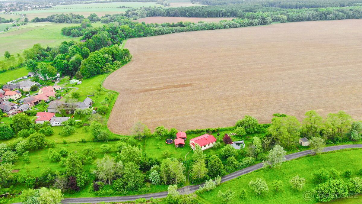 Prodej souvislého celku orné půdy – 88 042 m²
Katastrální úz