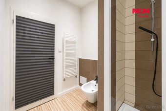 Prodej prostorného světlého bytu 4+kk o užitné ploše 108 m² 