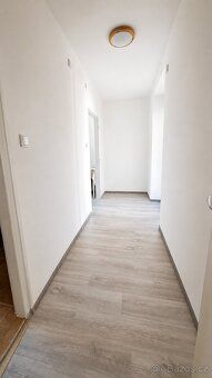 Hledáte prostorný byt k pronájmu v Hodoníně?
Nabízím k proná