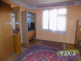 Ev.č. 00428 Dům k modernizaci se nachází v blízkosti centra 
