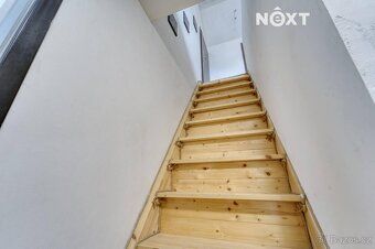 ENERGETICKY SOBĚSTAČNÝ RODINNÝ DŮM 6+1 S WELLNESS, TEPELNÝM 
