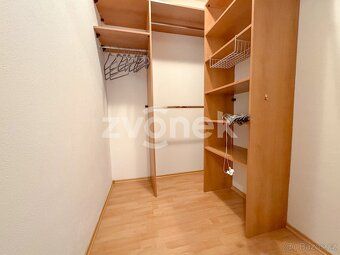 Ev.č. ZL04755 Moderní a prosluněný byt 1+kk s prostornou lod